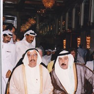 د.فاروق العمر مع راشد الراشد وزير الدولة لشؤون مجلس الوزراء